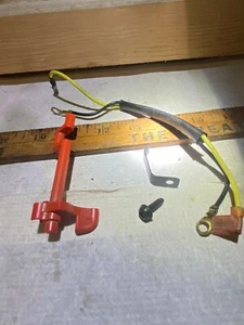 A pre-owned on/off switch from a Poulan 1950 Wood Shark Chainsaw 36cc - Picture 1 of 2
