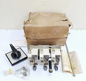Contactor Siemens 3KM18 VDE 0660 125A - Imagen 1 de 12
