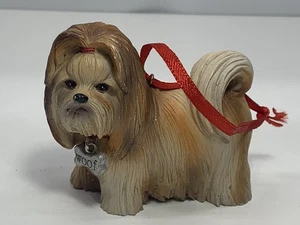 Adorable estatuilla de perro Shih Tzu adorno de Navidad “Woof” Plaza de San Nicolás - Imagen 1 de 4