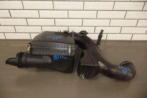 2005-20069 Lexus GX470 / 4Runner (2UZFE) Air Cleaner W/Intake Tube OEM - Picture 1 of 19