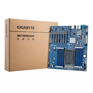 Gigabyte MS33-AR0 LGA4677 Intel Xeon Motherboard der 4. Generation Platin/Silber/Gold - Bild 1 von 3