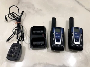 Cobra Micro Talk CXR700 Walkie Talkie Set of 2 Includes Rechargeable Batteries - Zdjęcie 1 z 10