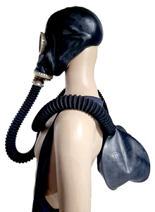 Gas Mask Double Hose to Rebreather Bag - Photo 1/4