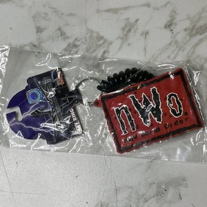 nWo WCW Wrestling Keychain Key Ring WWE New Vintage Red Black Hulk Hogan - Picture 1 of 6