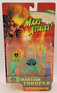 MARS ATTACKS! Martian Trooper with Proton Ray Blaster VTG 1996 NEW Trendmasters - Picture 1 of 14