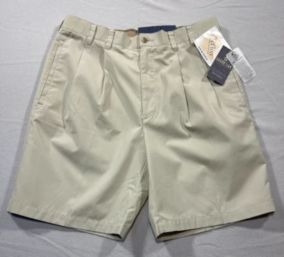 NWT Grand Slam Men’s W32 Beige Chino Stain Resistant Teflon Golf Shorts Pleated - Image 1 of 4