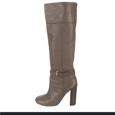 Botas Tory Burch Jenna couro pebbled cinza taupe acima do joelho tamanho 8.5 - Imagem 1 de 4
