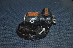 Vintage blaue Oxwall??? Bankschraubstock doppelt drehbar drehbar Backe Bolzen Unterputzhalterung - Bild 1 von 5