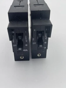 D2ALX20236 CBI 408213486 2 40 AMP DC BULLET CIRCUIT BREAKER - Picture 1 of 4