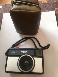 Certo SL 110DDR Fotoapparat aus DDR-Produktion Mit Fototasche -defekt - Bild 1 von 5