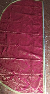 MANTO ROJO BROCADO EN ORO. PARA IMAGEN DE 80CM-1METRO - Imagen 1 de 9