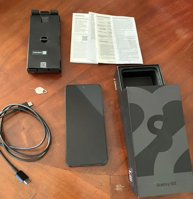 Samsung Galaxy S22 SM-S901B/DS - 128GB - Phantom Black - Immagine 1 di 4