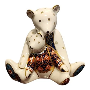 Vintage ROYAL CROWN DERBY Mummy & Charlotte Made in England Figurine - Picture 1 of 7