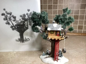 Department 56 Snow Village "Treetop Tree House" with box 56.54890 - Retired - Picture 1 of 4