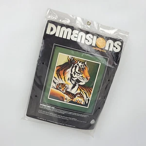 1984 - Dimensions - #2261 "Tigress and Cub" Wool Yarn Needlepoint Kit - Sealed - Picture 1 of 4