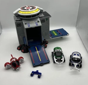 Vintage 1997 Saban Big Bad Beetleborgs Battle Base Bandai und 3 Fahrzeuge - Bild 1 von 24