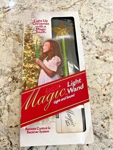 Magic Light Wand Christmas Remote Control & Receiver W/Light and Sound Gree..NIB - Picture 1 of 5