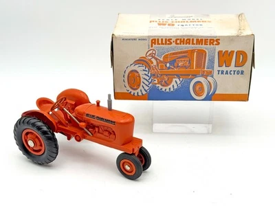 Tractor Allis Chalmers WD 1/16 en caja original producto miniatura Foto 1 de 4