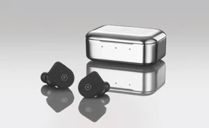 NEW **SEALED** Master & Dynamic MW07 True Wireless In-ear Headphones Matte Black - Picture 1 of 6