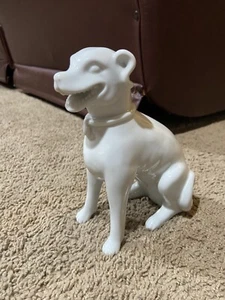 Statuetta cane da seduta bianca vintage porcellana bianca made in France 6"" H - Foto 1 di 11