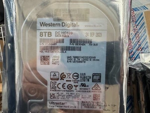 Neu HP 8TB 3,5" SATA HDD HUS728T8TALE6L4 / B36404 / P21526-001 - Bild 1 von 1