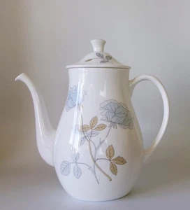 WEDGWOOD ICE ROSE COFFEE POT 200mm - GOOD CONDITION - Picture 1 of 2