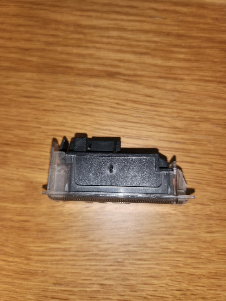 7700771935 light and bulb for RENAULT MEGANE II SCENIC II 2003 -2012 - Image 1 of 4