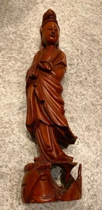 Vecchio legno di bosso cinese intagliato a mano Kwan Yin Guanyin  - Foto 1 di 7