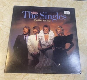 Abba. The Singles: The First Ten Years. EX Vinyl 2LP Gatefold. 1982 Club Edition - Picture 1 of 4