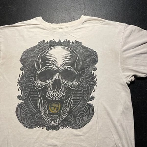 Thrashed Distressed Hybrid T Shirt Red Size 2XL White Big Graphic Print Tee - Picture 1 of 12