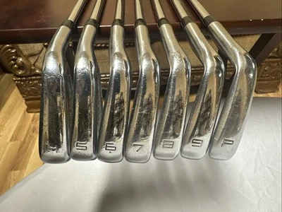 TaylorMade P760 Golf Club Iron Set R/H - Image 1 of 4