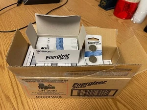 Genuine Energizer CR2032 CR 2032 3V LITHIUM BATTERY DL2032 (200 Batteries) - Picture 1 of 2