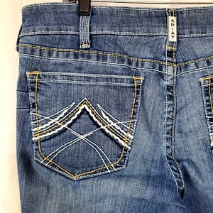Pantalones de mezclilla Ariat Real tiro medio elásticos punto de látigo corte bota tormenta de lluvia talla 34R - Imagen 1 de 11