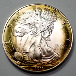 2011 1 Oz 999 American Silver Eagle Dollar Coin Monster Golden Natural Toning - Picture 1 of 3