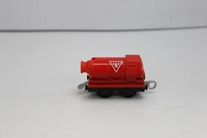 Coche cisterna de agua roja Mattel Thomas & Friends con rociador de agua extraíble juguete - Imagen 1 de 7