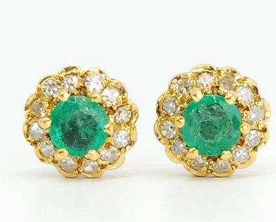 18k Yellow Gold Green 4mm Emerald Post Earrings w Diamond Halo Cluster 2.2g Stud - Image 1 of 4