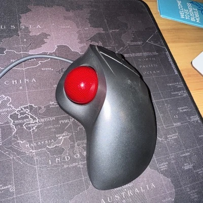 Logitech Trackman Trackball USB kabelgebundene ergonomische Maus - Bild 1 von 4