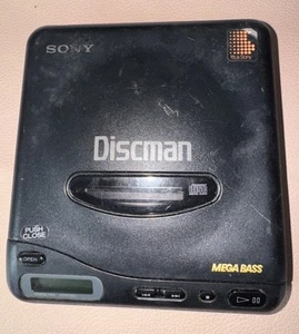 Sony Discman D-11 Mega Bass Personal Portable CD Player Tested. - Picture 1 of 2