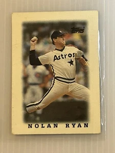 1988 Topps League Leaders Minis - #50 Nolan Ryan - Picture 1 of 2