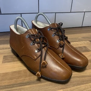 Clarks Fleece Fur Lined Shoes IGLOOS Vintage Retro Tan Brown Leather BNWOT - 5.5 - Picture 1 of 12