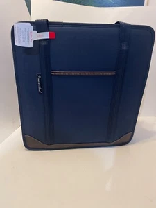 Picnic at Ascot  Stadium  set/carrier Blue with blanket - Picture 1 of 4