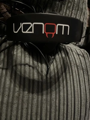 Venom Gaming Headset PS4 Wired - Image 1 of 4