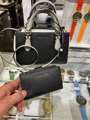 Michael Kors Marilyn Women Small Leather Messenger Bag Handbag + Wallet Black MK - Image 1 of 4