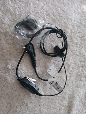 Motorola Earpiece. Hkln4604b - Image 1 of 3