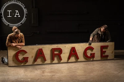 Letrero comercial de GARAJE de madera grande con letras rojas en bloque Foto 1 de 4