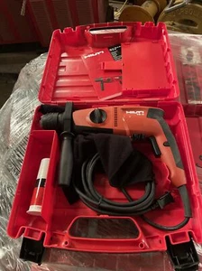 Hilti Corded Rotary Hammer 120 Volt SDS Plus TE 2 - Picture 1 of 4