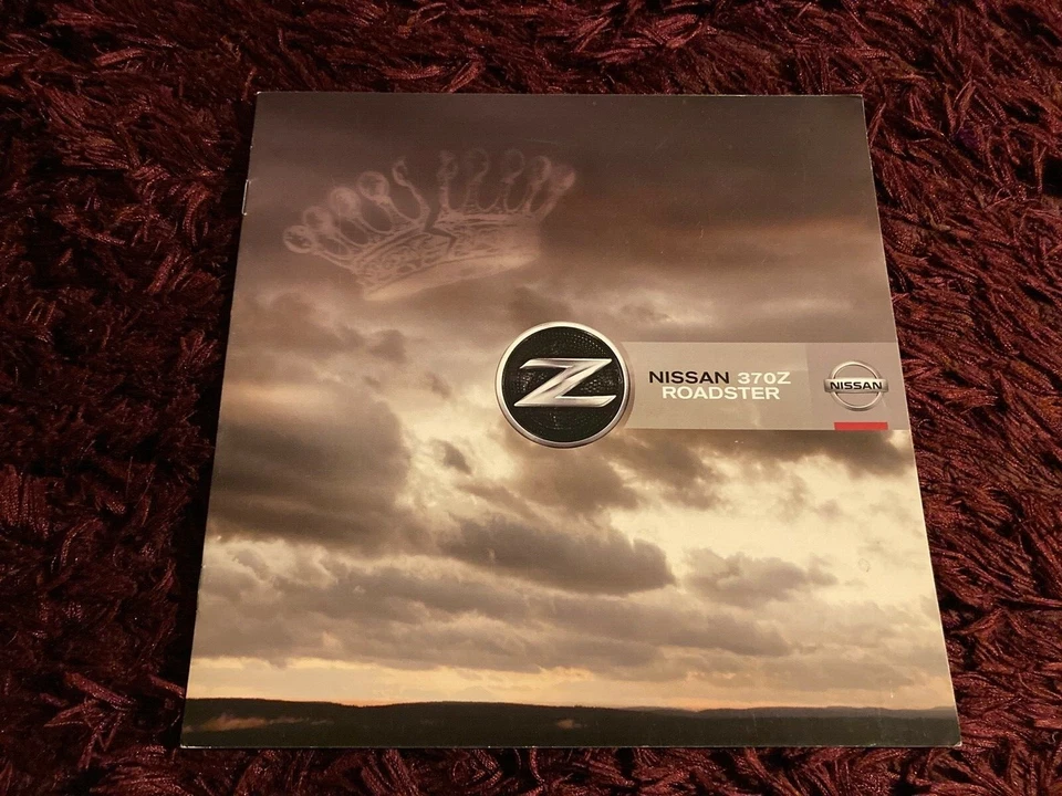 Nissan 370Z Roadster Brochure 2010 - UK Issue Feb 2010 inc GT Pack - Image 1 of 1