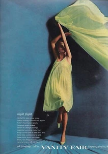 Lencería de Vanity Fair fotografiada de los años 60 anuncio 1962 - Imagen 1 de 1