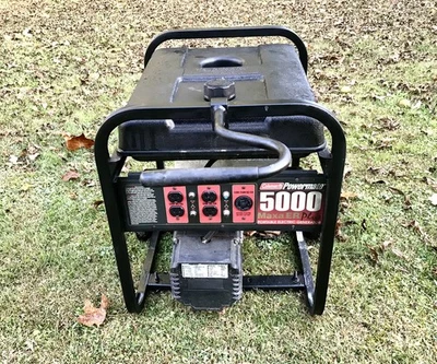 Generador eléctrico portátil Coleman - 5000 vatios 10 hp 6250 salida máxima Foto 1 de 4