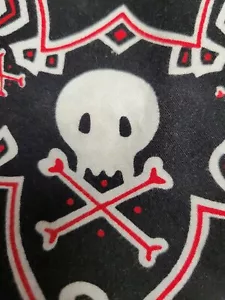 Skull & Crossbones Black Cotton 19"x19" Bandana By T.C.H Trading - Picture 1 of 10